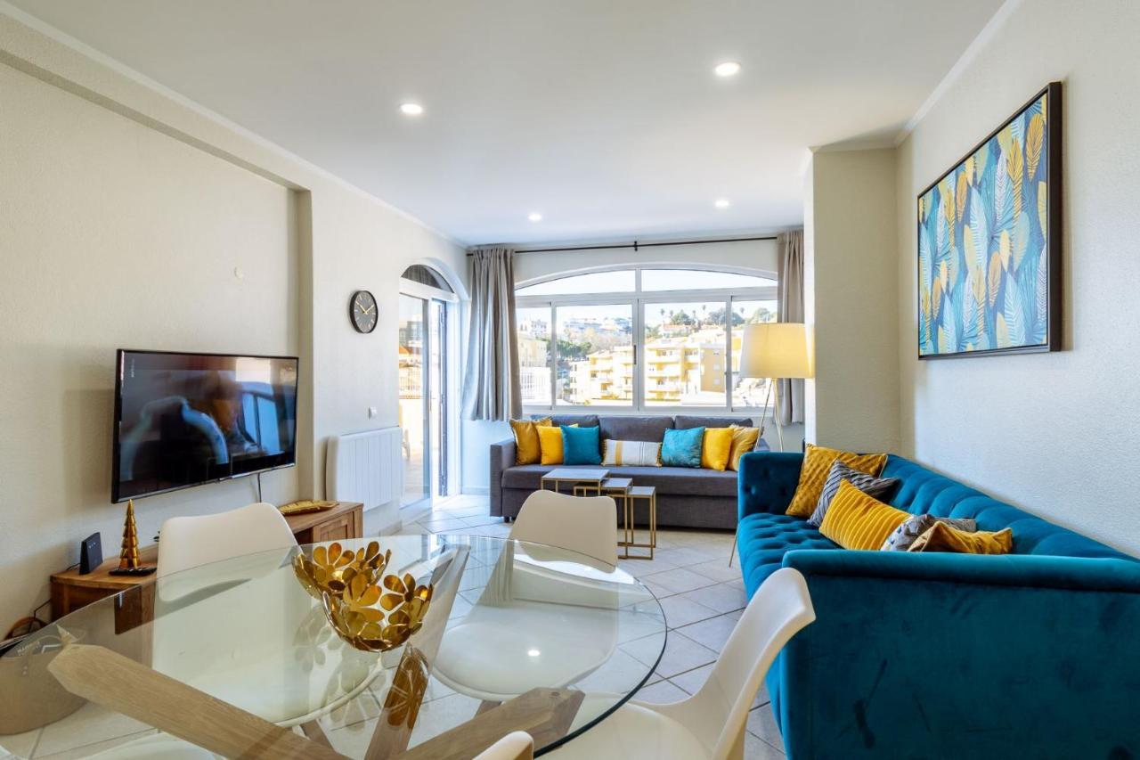 Appartement Renoviertes Mit Grosser Terrasse *